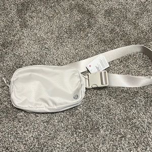 Lululemon Everywhere Belt Bag in White Opal